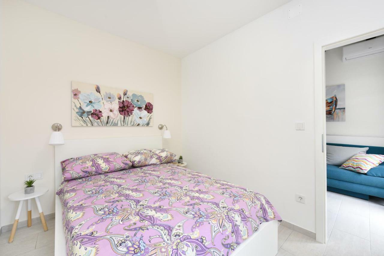 Apartmani Eladora Biograd Na Moru Bagian luar foto
