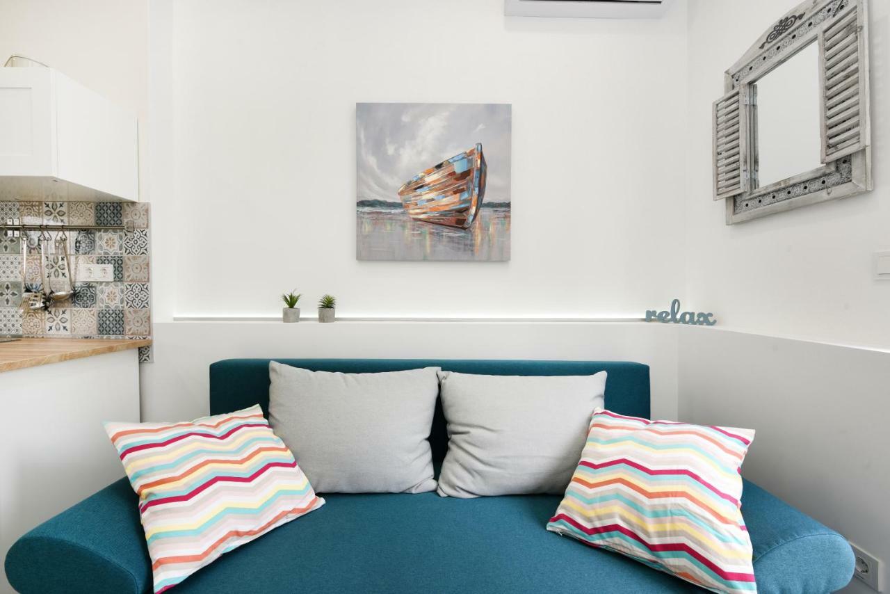 Apartmani Eladora Biograd Na Moru Bagian luar foto